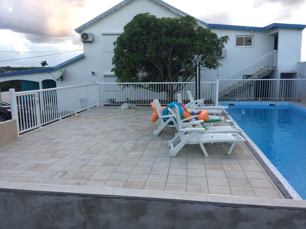 Le Domaine Turquoise Apartment Le Moule Ngoại thất bức ảnh